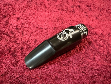 Saxquest 'The Core' 7 Tenor Sax Mouthpiece – White Lettering Old Store Stock